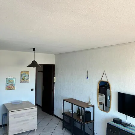 Apartment Canelle- Beau 2p,tout Confort, Vue Mer, Piscine