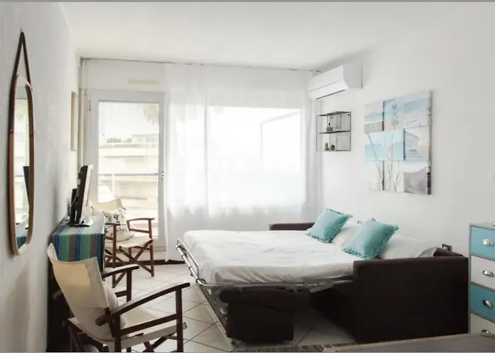 Apartman Canelle- Beau 2p,tout Confort, Vue Mer, Piscine Antibes